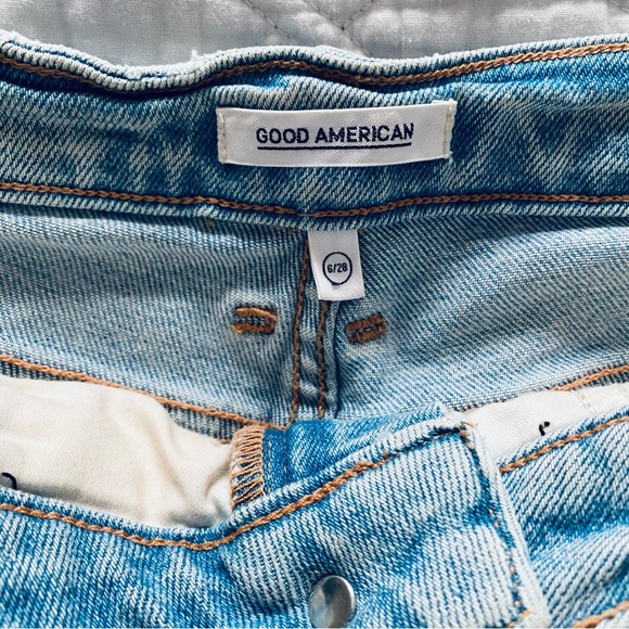 Good American Denim Shorts - Picture 4 of 4